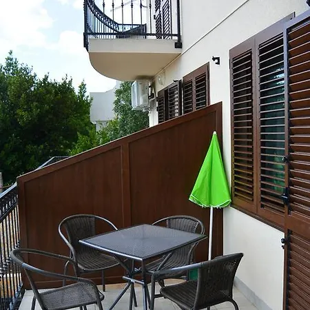 Vila Familia Prizna Exterior photo