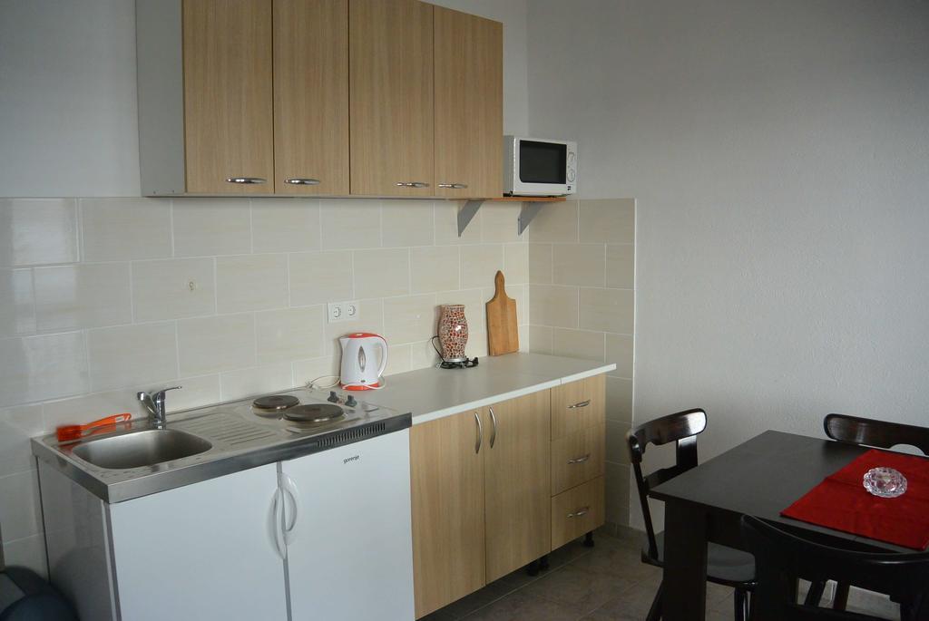 Familia Apartment
