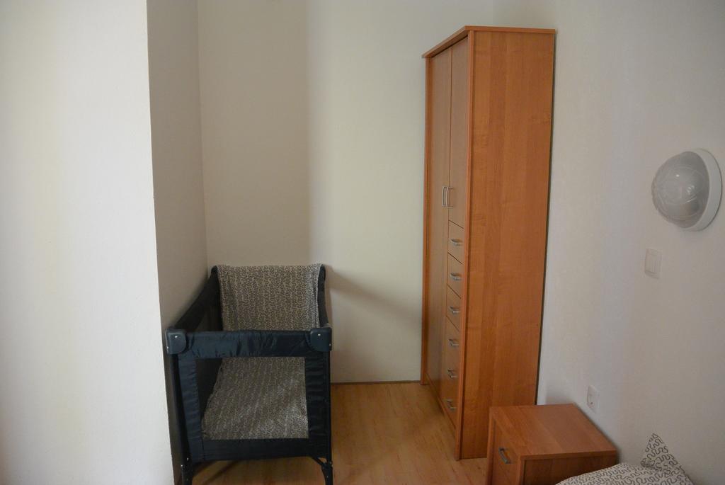 Familia Apartment